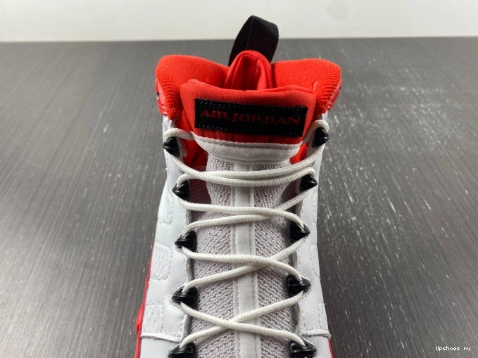 302370-160 Jordan White Red Gym Retro 9 1205